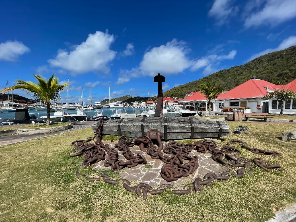 GUSTAVIA CAPITAL - 1